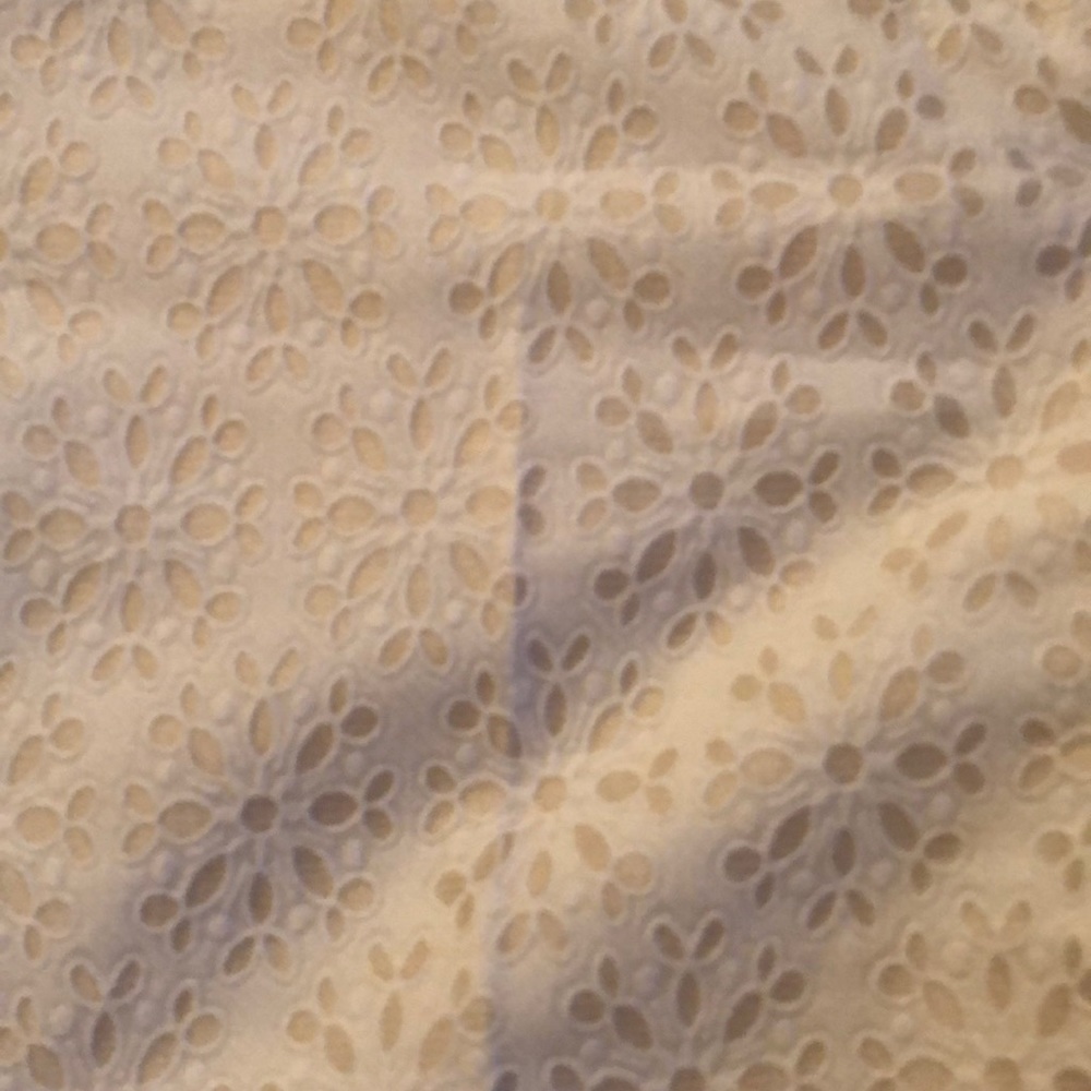 Patterned Limited Shorts - Picture 2 of 3